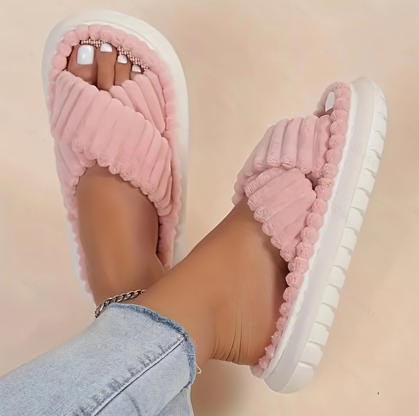 Sofie - Plush-lined slippers with cross straps