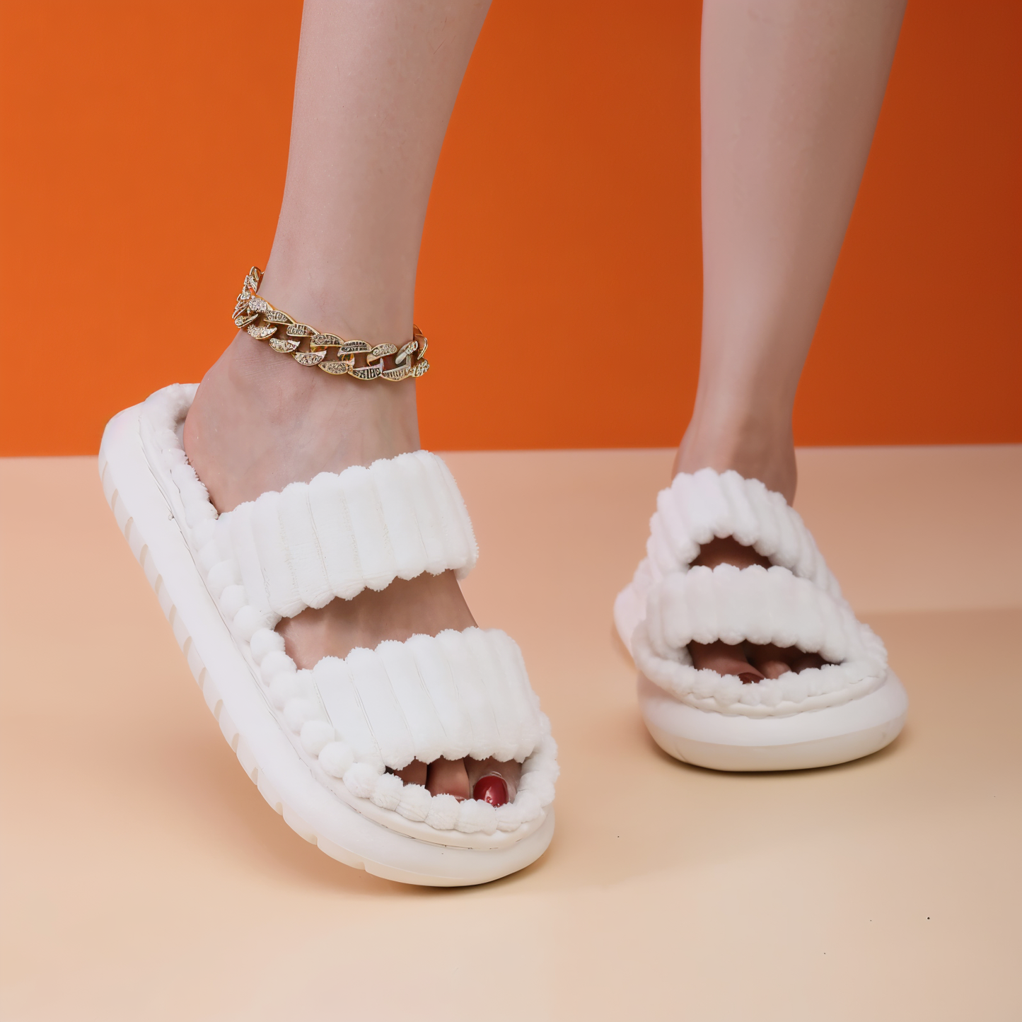 Sofie - Plush-lined slippers with cross straps