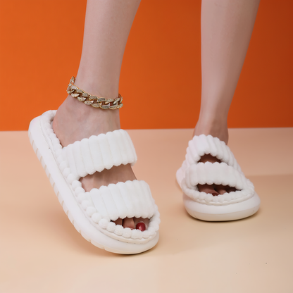 Sofie - Plush-lined slippers with cross straps