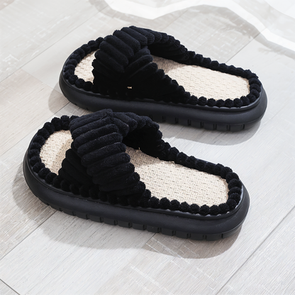 Sofie - Plush-lined slippers with cross straps