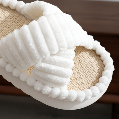 Sofie - Plush-lined slippers with cross straps