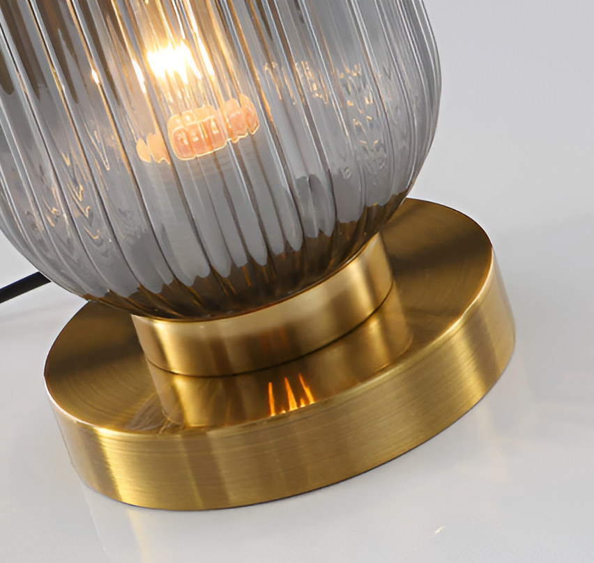 Skanto | Nordic Table Lamp with Ribbed Glass