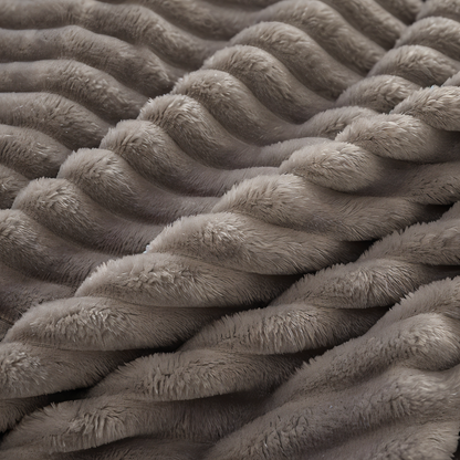 Cozy, Breathable Fleece Blanket