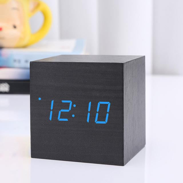 Modern Digital Wood Clock | Karnz