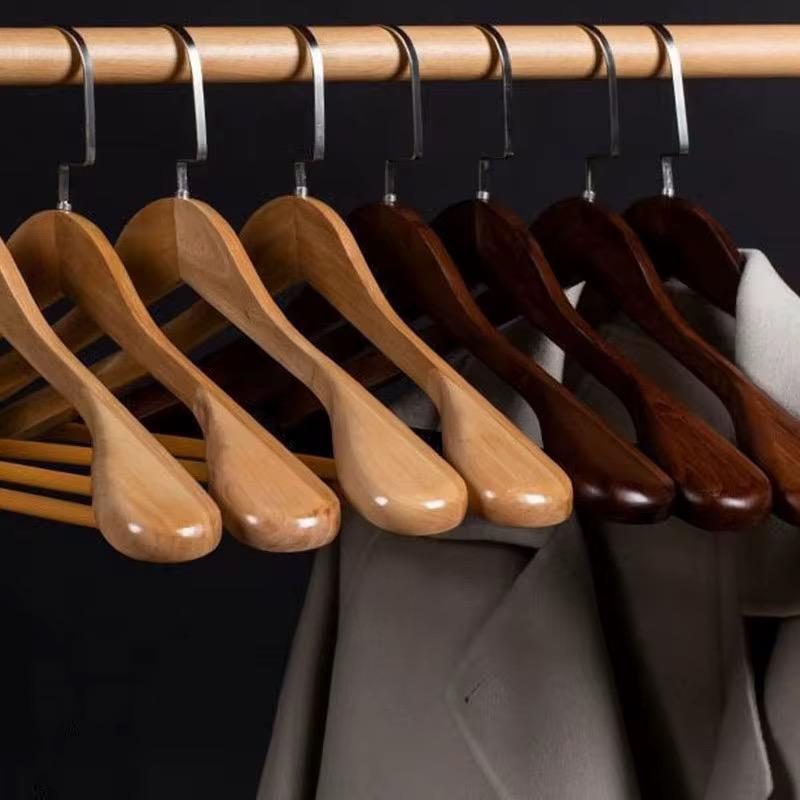 Frendorf | Wide Wooden Clothes Hangers 10 Pieces