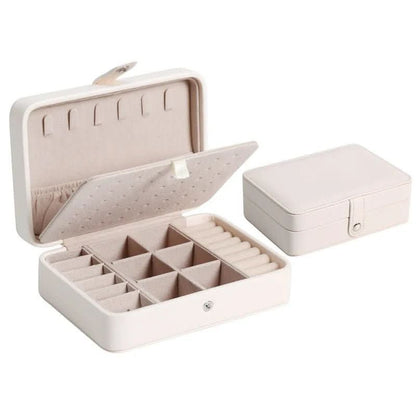 Skanto | Elegant Leather Jewelry Box for Rings & Earrings