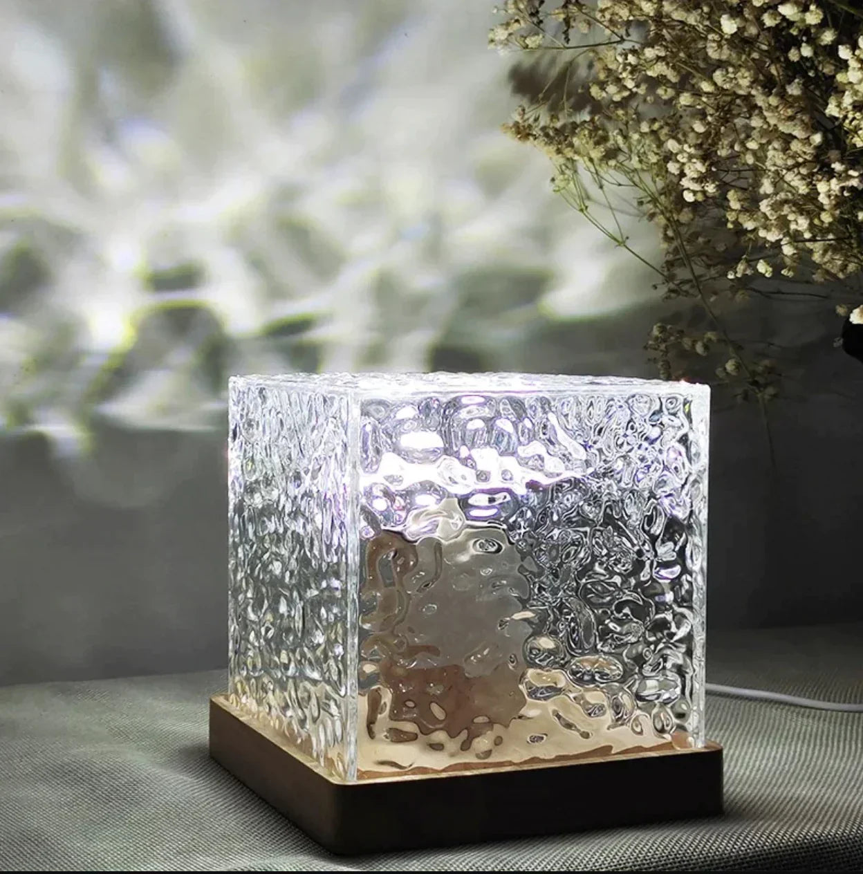 Skanto | OceanCube Stress Lamp
