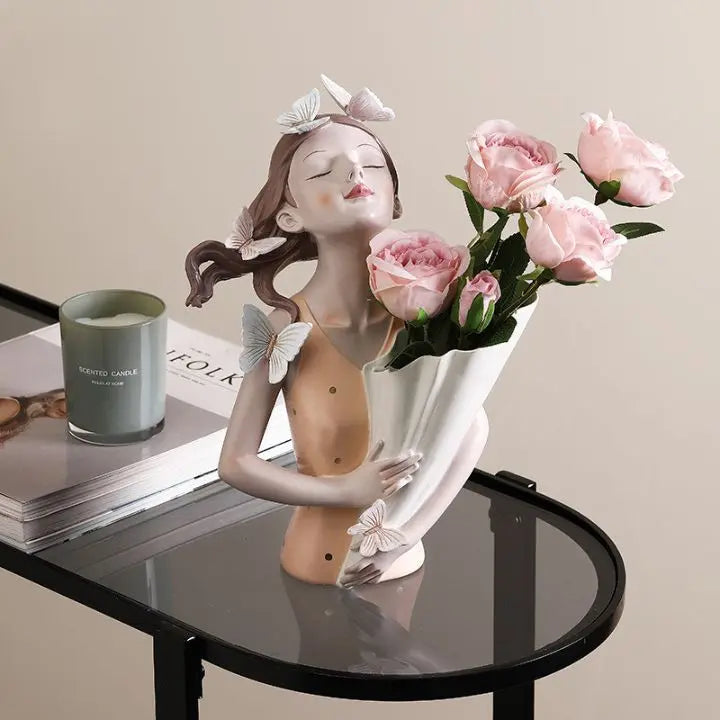BowLift | Ceramic vase Butterfly girl – Elegant & modern flower vase
