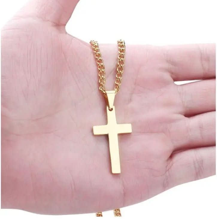 Classic men's necklace with cross pendant made of stainless steel
