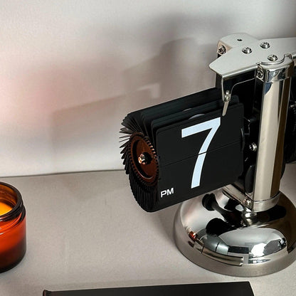 Skanto | FlipChic - Luxury Clock