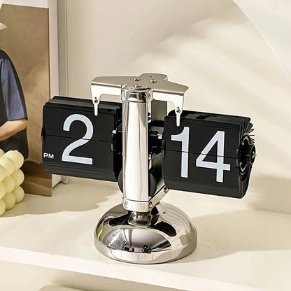Skanto | FlipChic - Luxury Clock