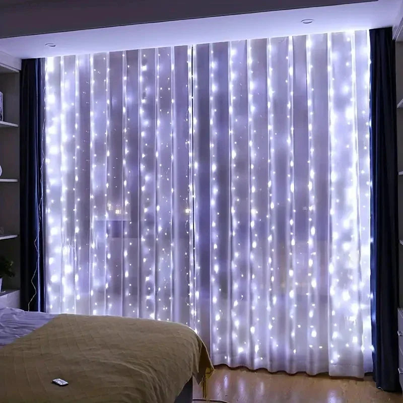 Skanto | LED Curtain Lights for Atmospheric Decoration – USB Lighting with Remote Control & 8 Light Modes