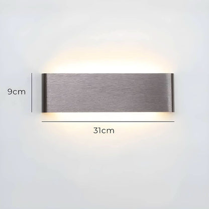 Skanto | Modern LED Wall Lamp – Elegant Aluminum & Glass Design