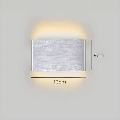Skanto | Modern LED Wall Lamp – Elegant Aluminum & Glass Design
