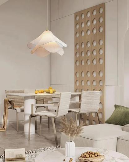 Skanto | Floral Pendant Lamp with Elegant Finish