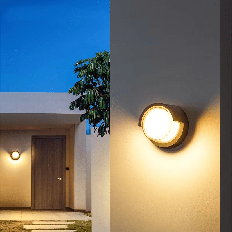 BowLift | Modern LED outdoor wall light with motion sensor