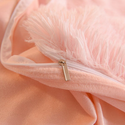 Skanto | Luxury Plush Duvet Cover with Zipper and Corner Ties