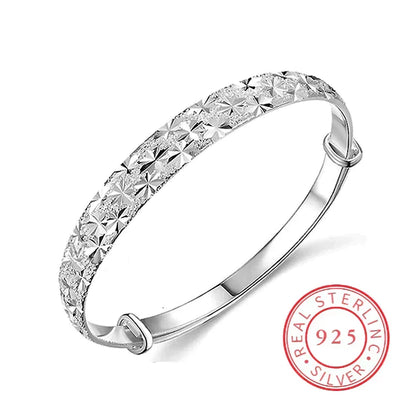 Enchanting Star-Shaped Silver Bracelet for a Radiant Look Bowlift