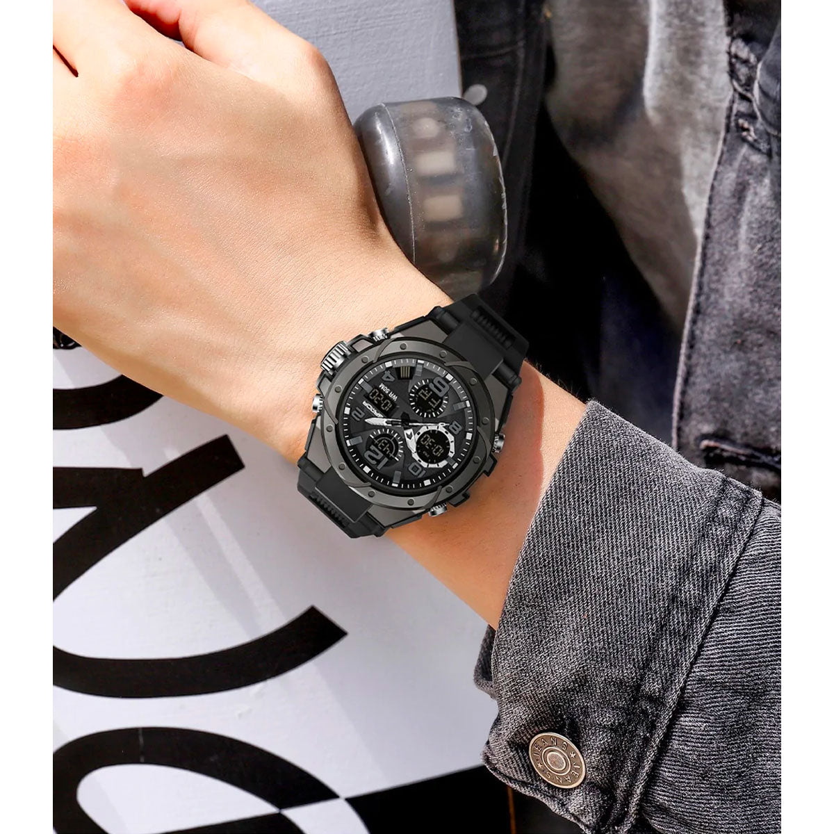 Skanto | TitanGuard Military Men's Watch – Robust Multifunctional Analog & Digital Watch