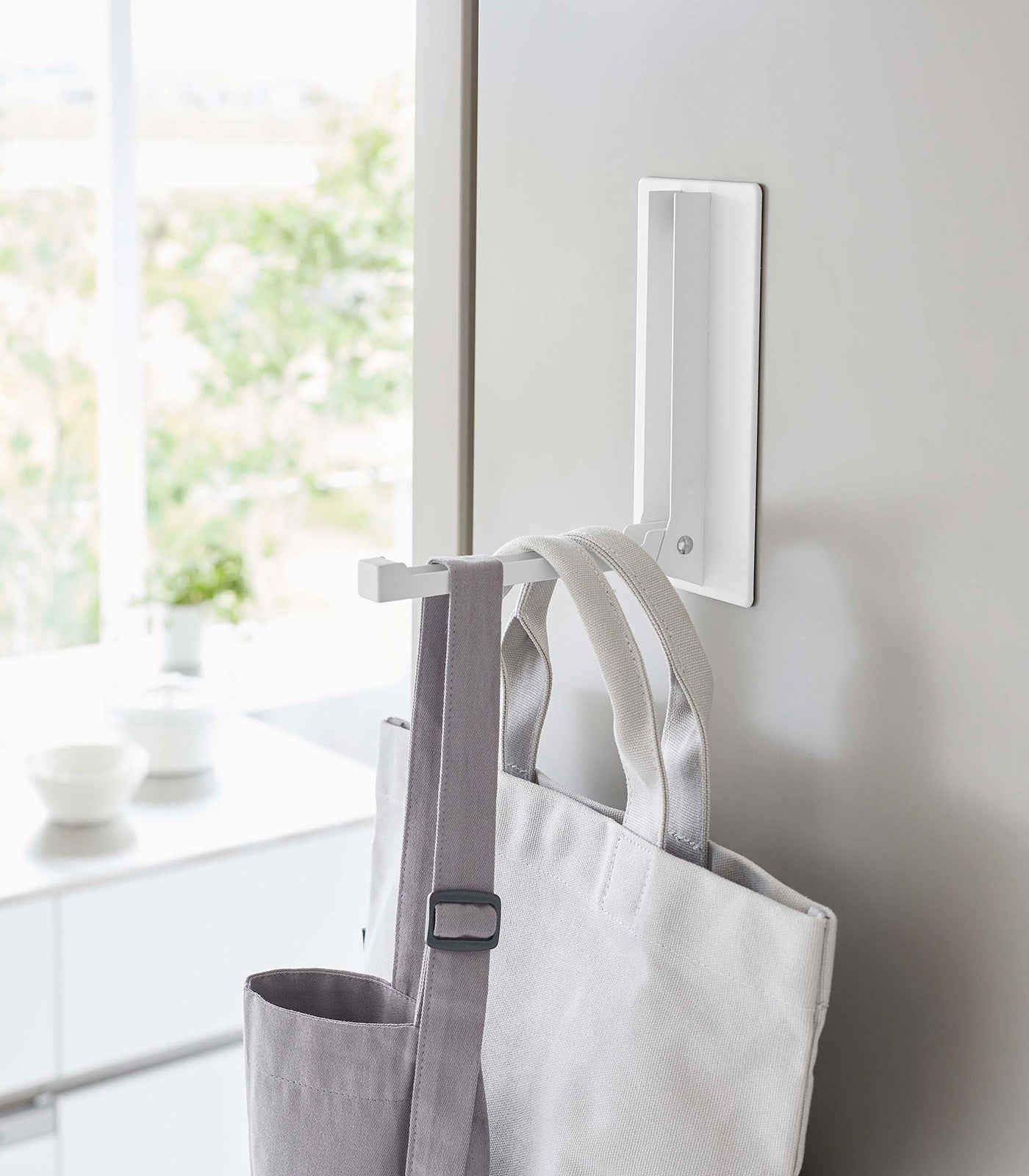 Brehn | Magnetic Folding Hook - Steel