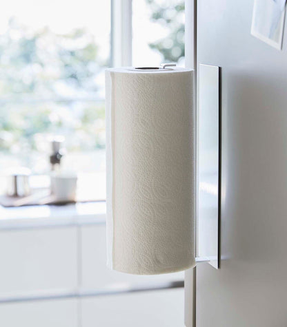Brehn | Magnetic Paper Towel Holder - Steel