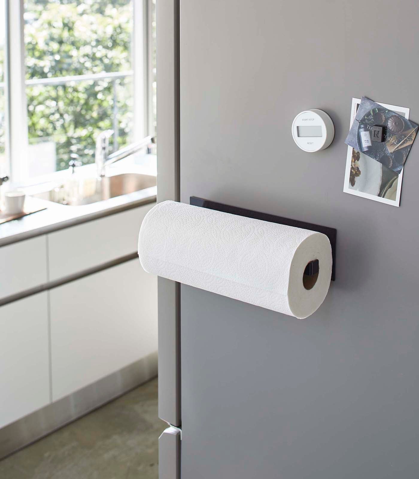 Brehn | Magnetic Paper Towel Holder - Steel