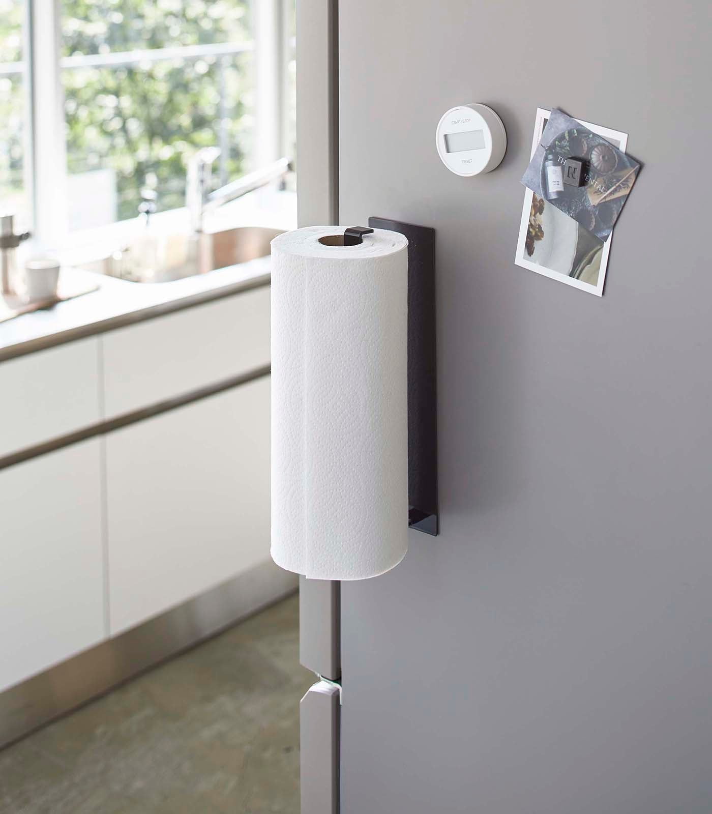 Brehn | Magnetic Paper Towel Holder - Steel