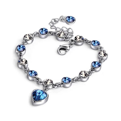 Captivating Ocean Heart Crystal Bracelet with Radiant Blue Heart Pendant