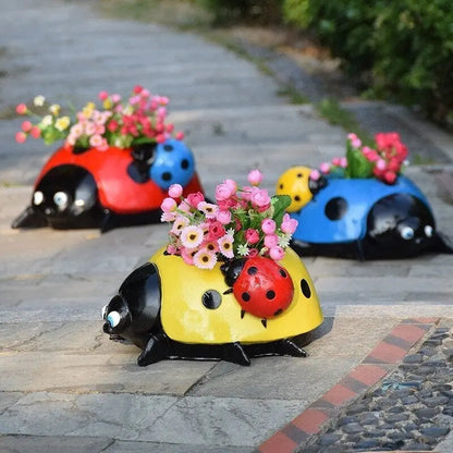 BowLift | Ladybug Flower Pot – Weatherproof Garden Decor made of Resin