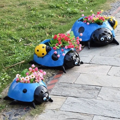 BowLift | Ladybug Flower Pot – Weatherproof Garden Decor made of Resin
