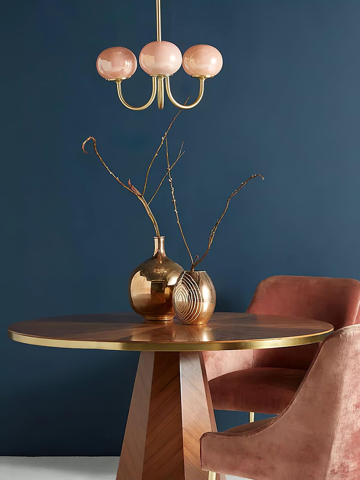 BowLift | AuroraGlow - Marshmallow Chandelier
