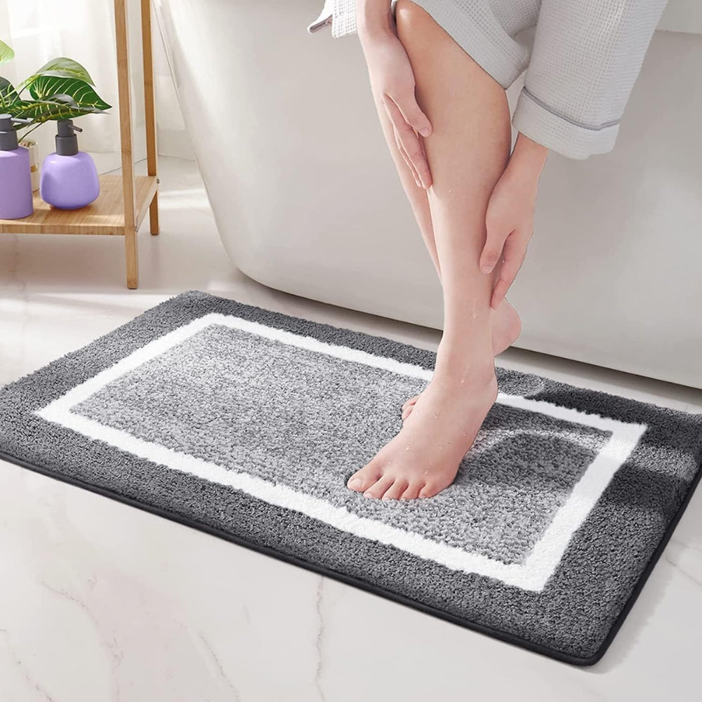 Skanto | Modern Border Anti-Slip Bath Mat