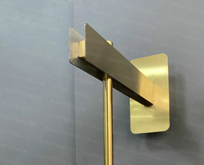 Neith Glass Wall Lamp Bowlift