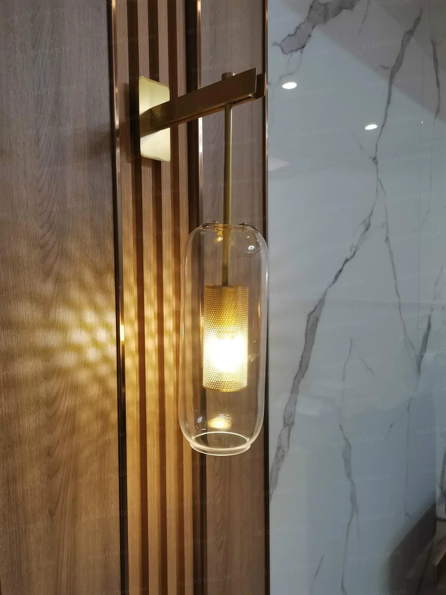 Neith Glass Wall Lamp Bowlift
