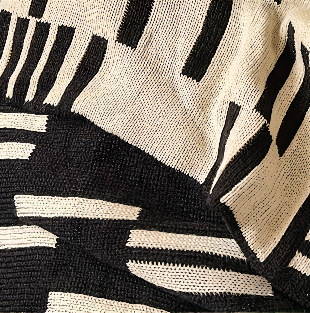BowLift | CalmoWeave Plaid | Knitted Blanket Black-Beige | Soft & Warming | For All Seasons