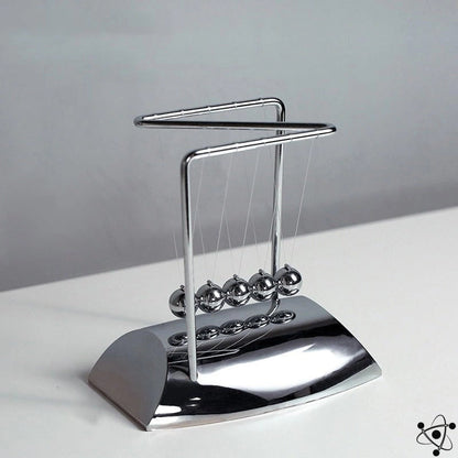 BowLift | Newton's Pendulum Shape Z