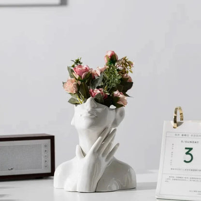 BowLift | Petal – A vase full of sophistication and charm