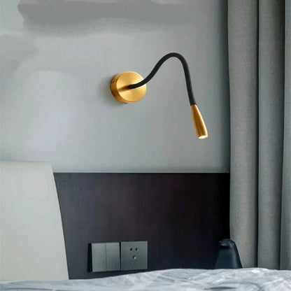 Modern Wall Lamp with Flexible Arm for Indoor Use – Adjustable LED Wall Lamp for Living Room and Bedroom | Skanto