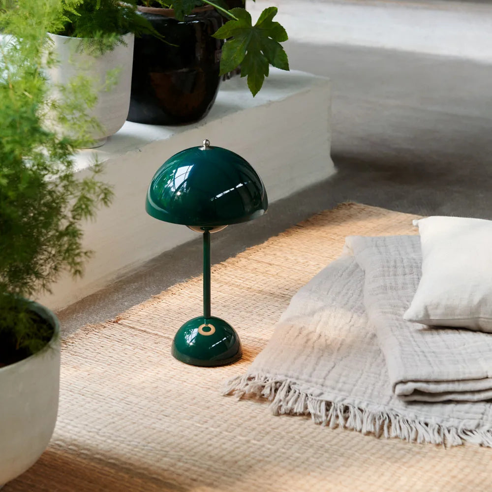 Brehn | NordicGlow Luxe Modern Mushroom Desk Lamp