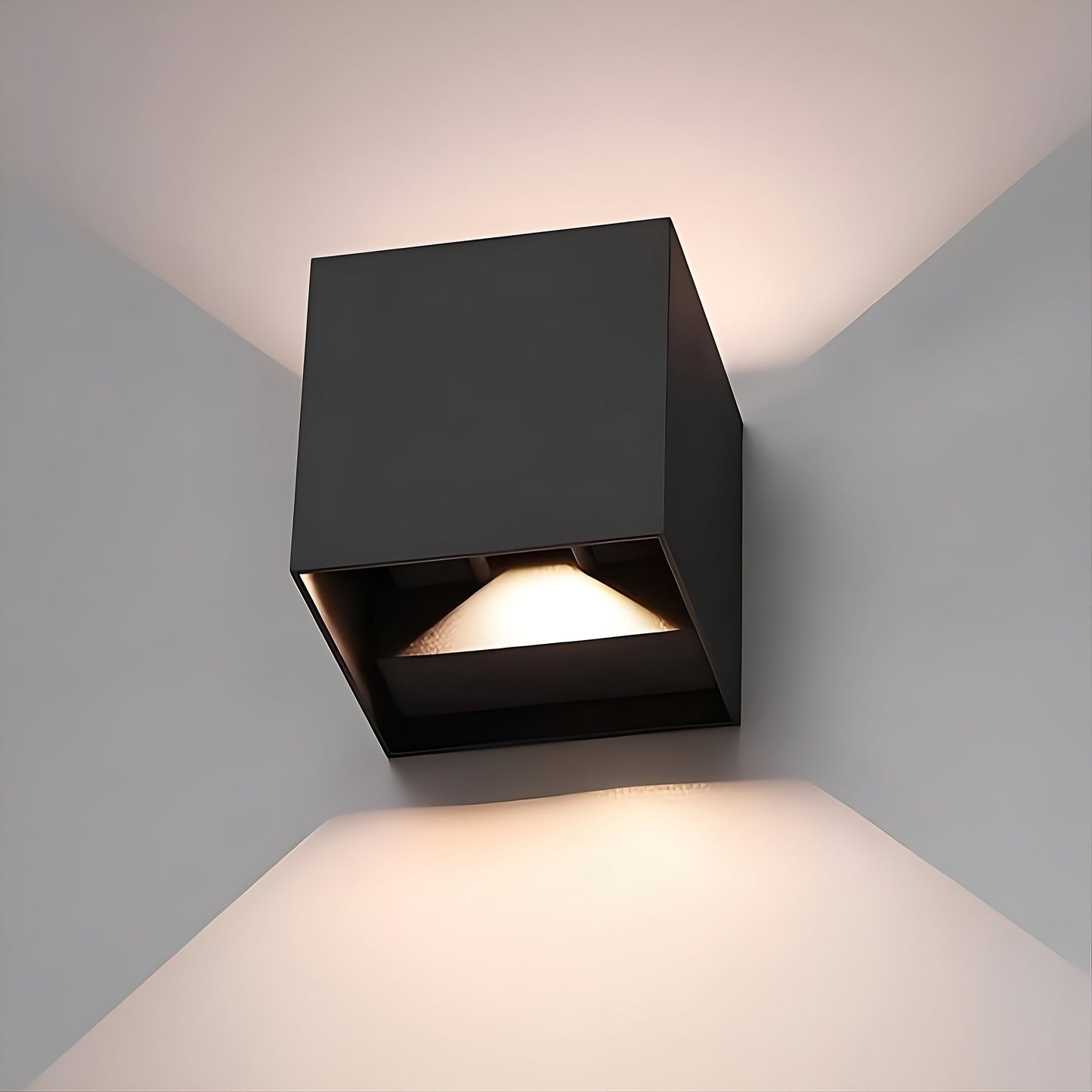 Skanto | Nordic Design LED Wall Lamp Modern Dimmable Wall Lamp