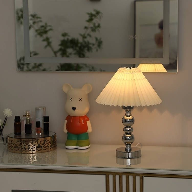 Elegant Contemporary Table Lamp