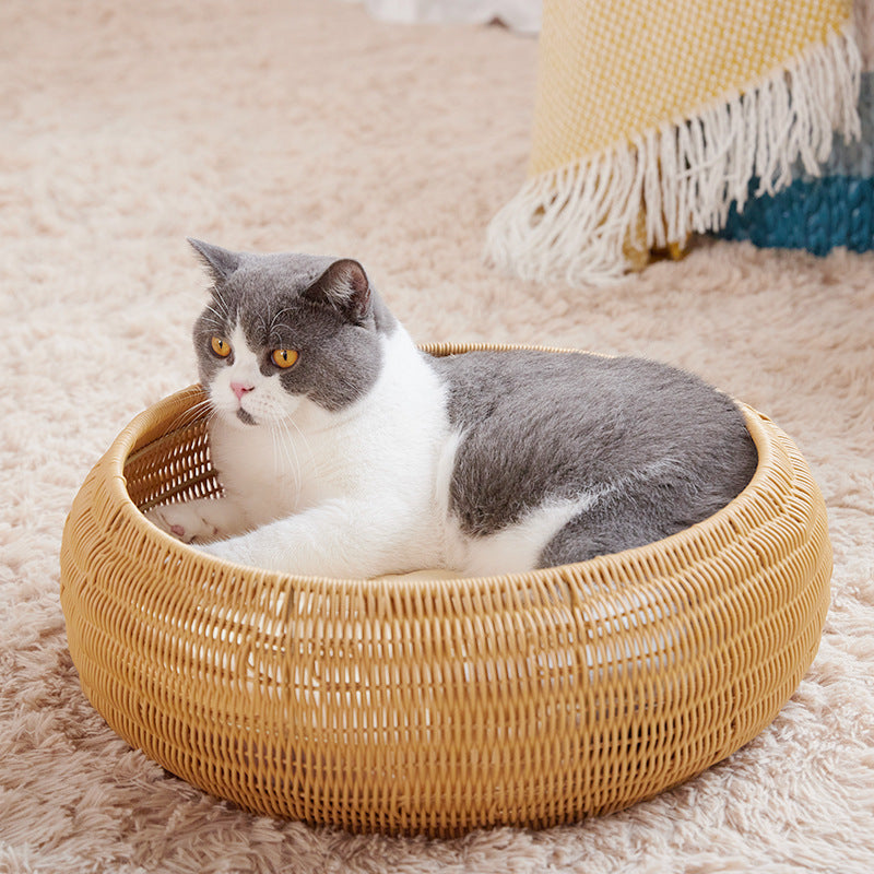 Cat bed with round rattan decoration Acalora