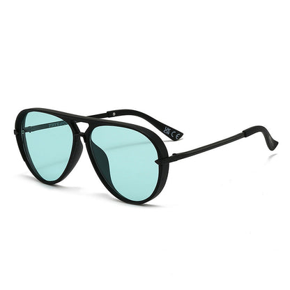 Women Pilot Sunglasses with Modern Metal Frame and UV Protection Bowlift