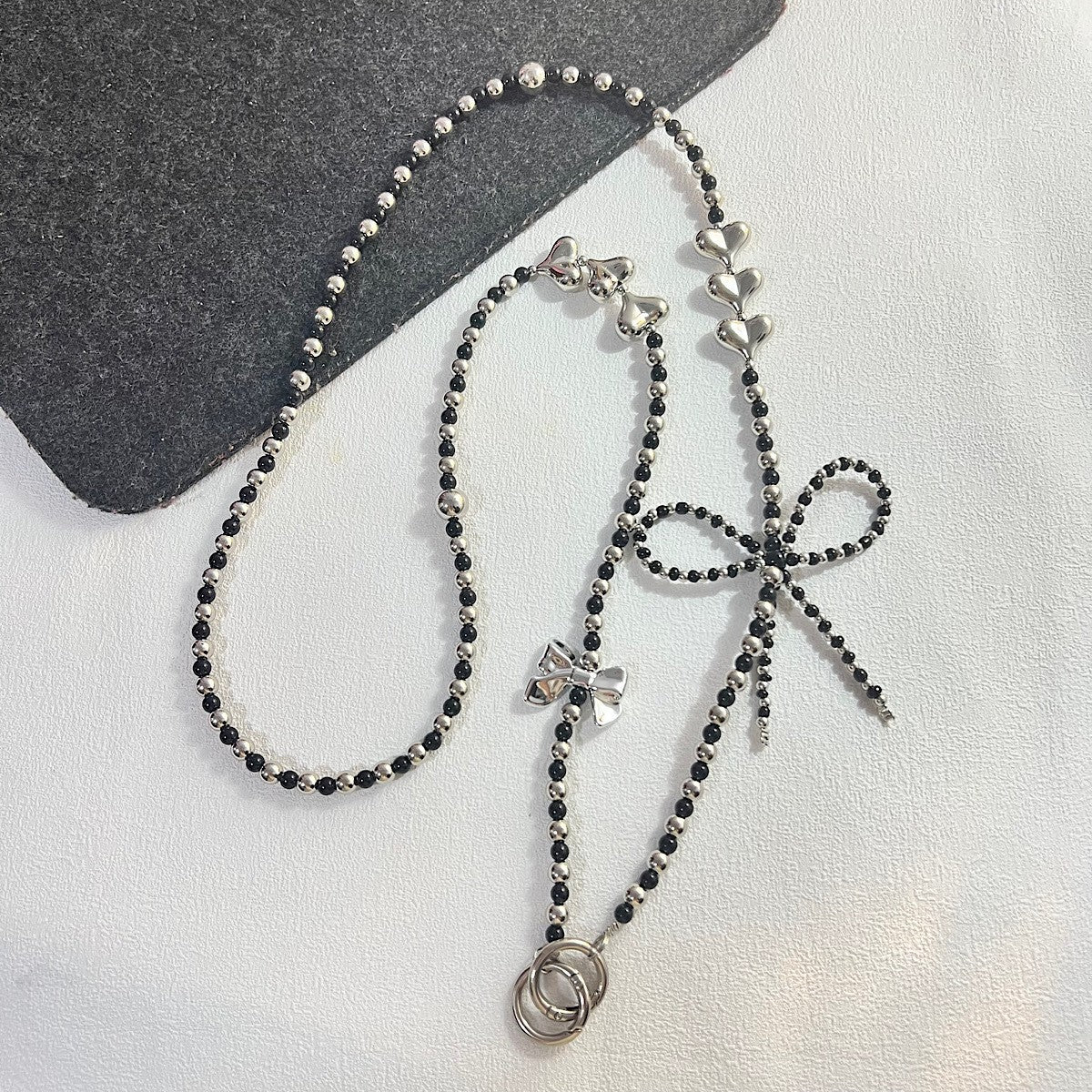 Elegant Pearl and Chain Necklace Acalora