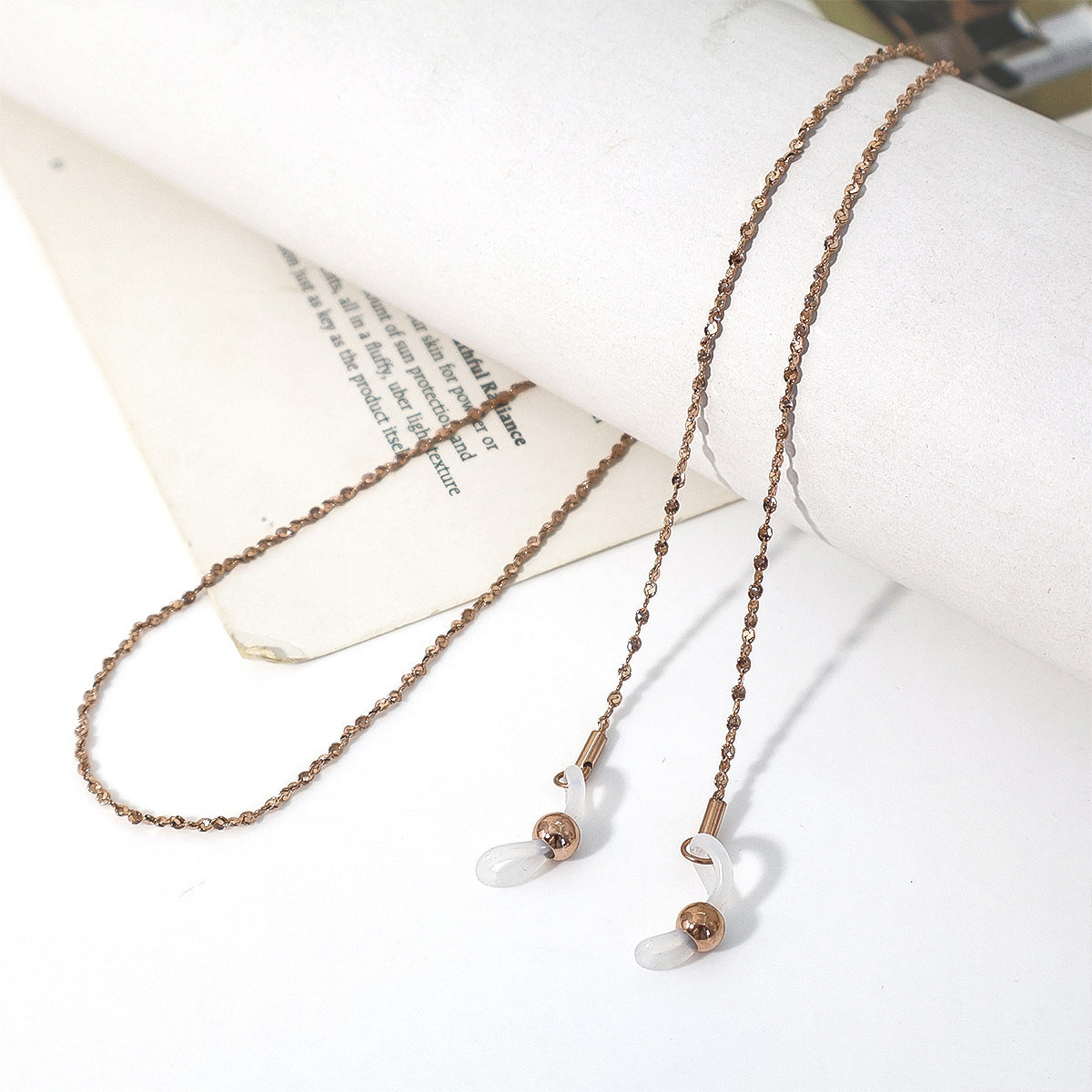 Delicate Eyewear Chain Acalora