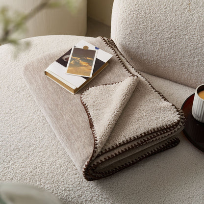 Unisex Cozy Sherpa Blanket