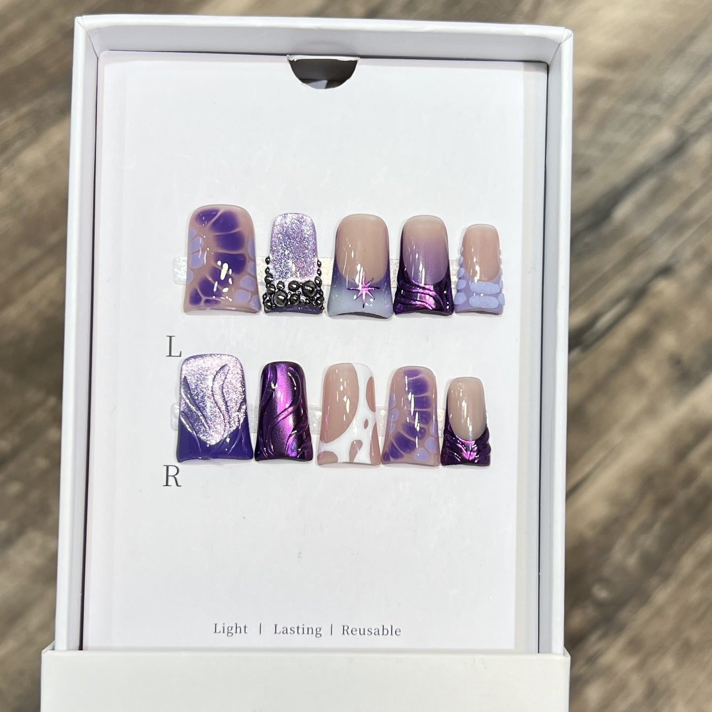 Playful Cartoon-Themed Press-On Nail Set Acalora