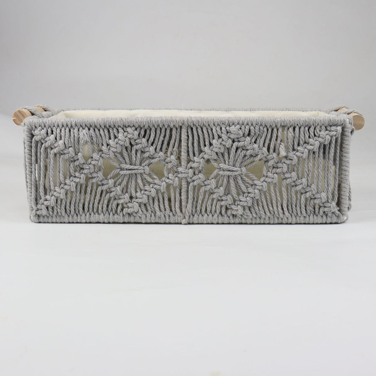 Storage basket with macrame pattern Acalora