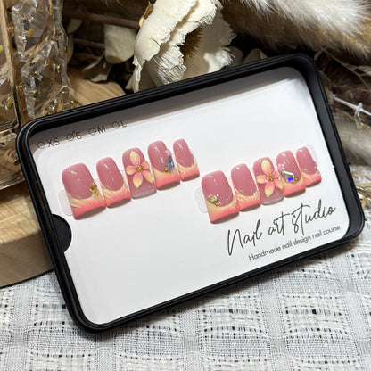 Floral-Inspired Elegant Press-On Nail Set Acalora