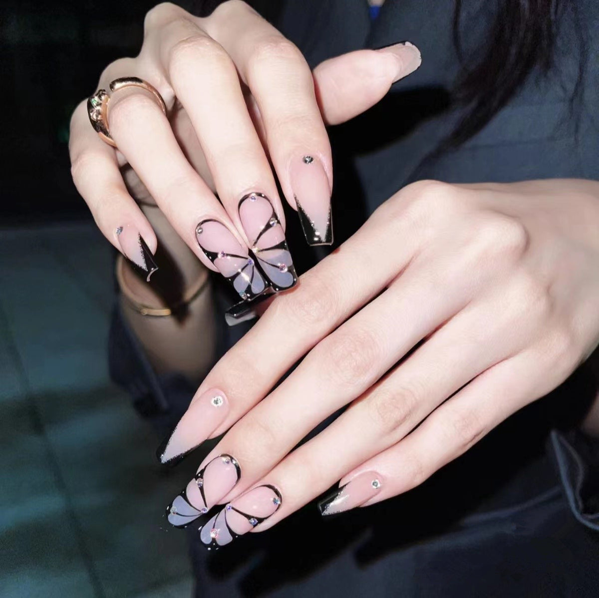Artistic Butterfly Press-On Nail Tips Acalora